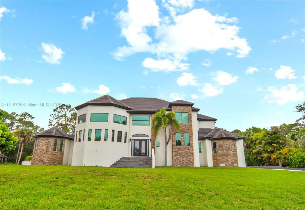 16189 Alexander Run, Jupiter, FL 33478