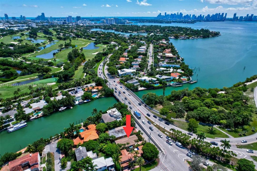 3325 Alton Rd, Miami Beach, FL 33140