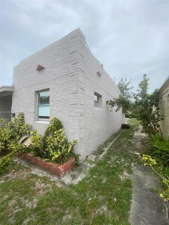 2014 Funston St, Hollywood, FL 33020