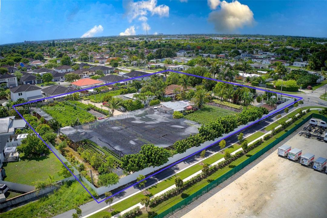 16375 SW 304th St, Homestead, FL 33033