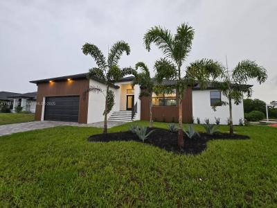 18514 Ashcroft Circle, Port Charlotte, FL 33948