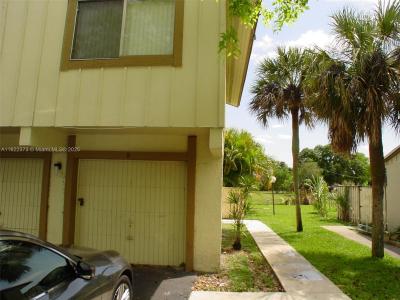 5834 NW 21st St 41-B, Lauderhill, FL 33313