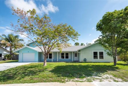 219 Bobwhite Rd, Royal Palm Beach, FL 33411