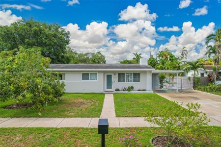 8600 SW 125th Ter, Miami, FL 33156