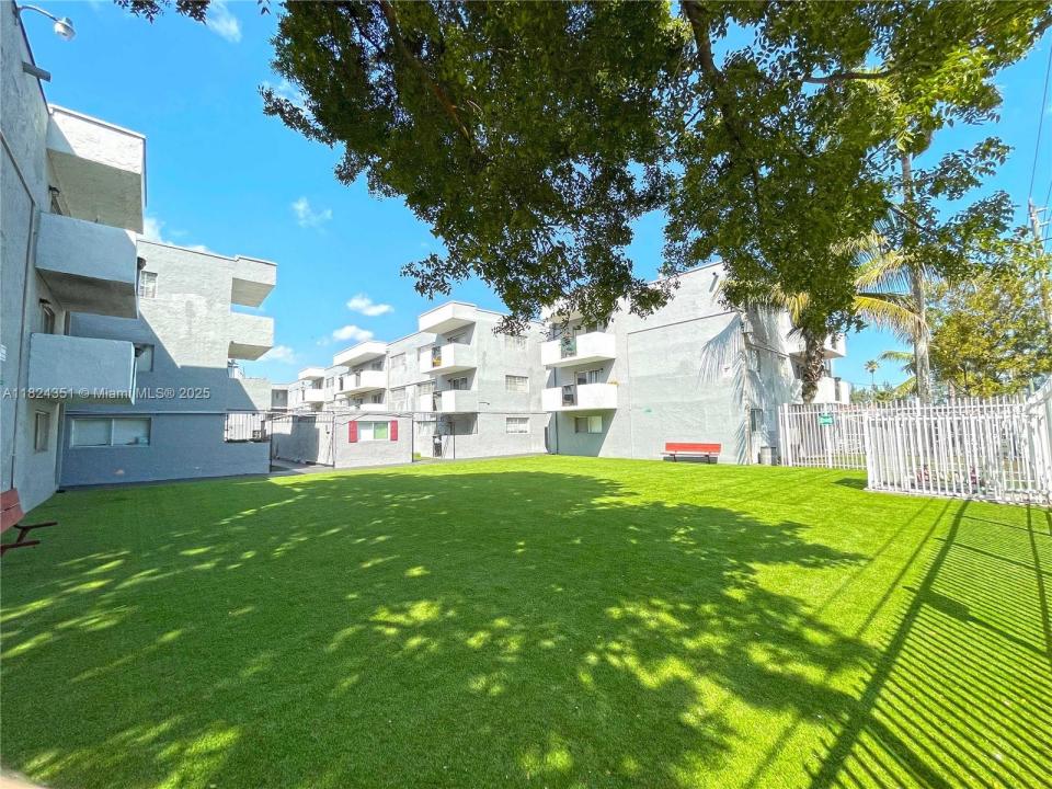 13300 Alexandria Dr, Opa-Locka, FL 33054