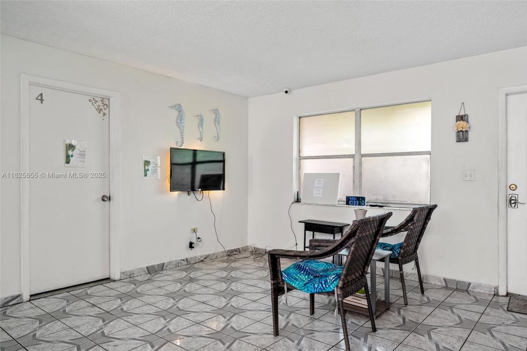 1112 NE 5th Ave, Fort Lauderdale, FL 33304