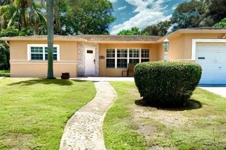 5062 NW 41st Pl, Lauderdale Lakes, FL 33319