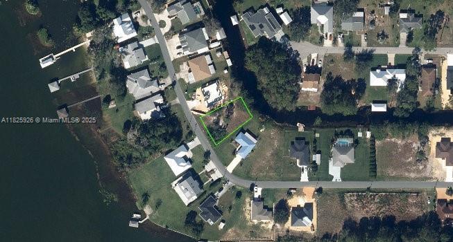 131 Blue Moon Avenue, Lake Placid, FL 33852