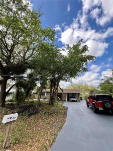 4731 SW 25th Ave, Fort Lauderdale, FL 33312