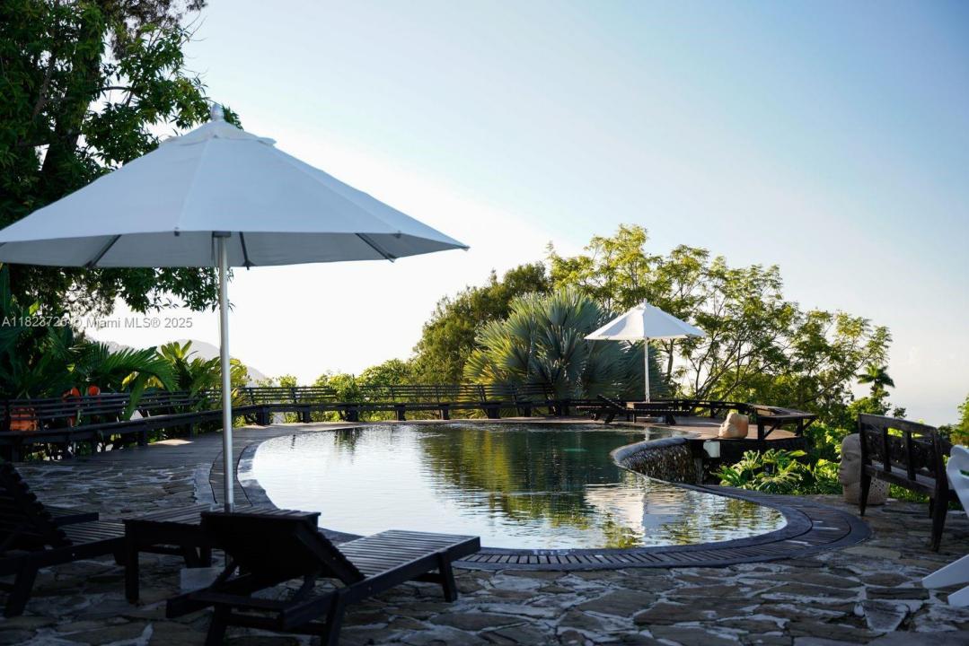 B1 New Castle Road, Florida