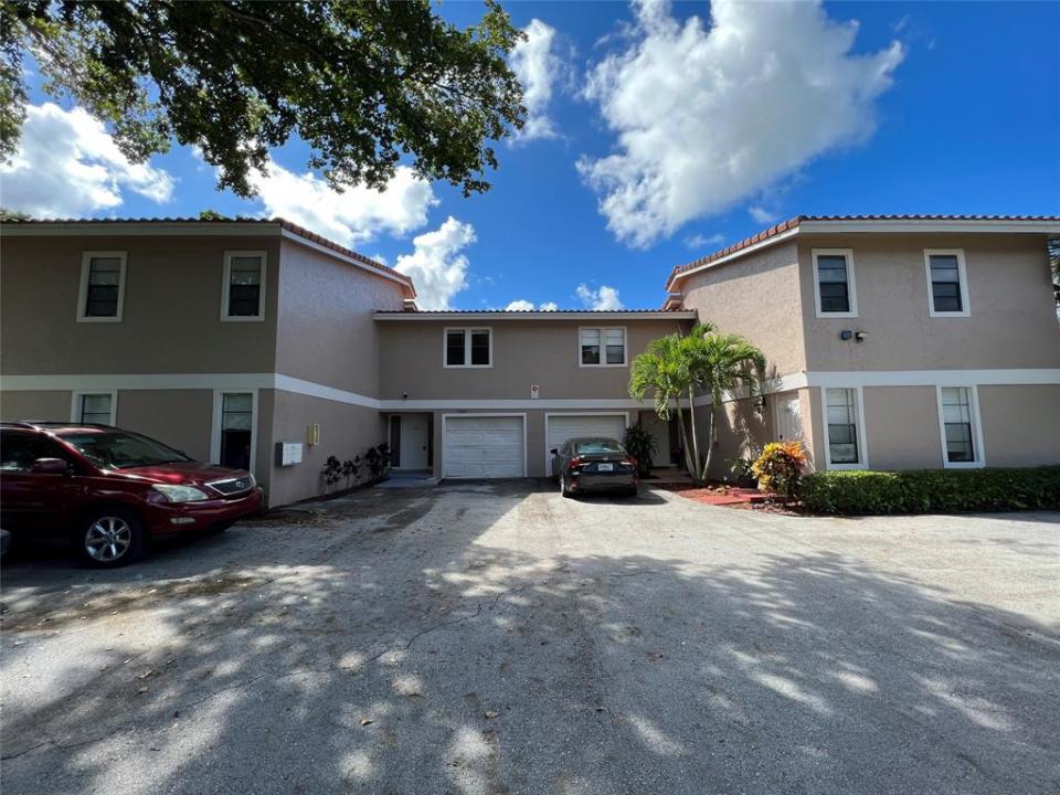 11500 NW 44th St, Coral Springs, Florida 33065