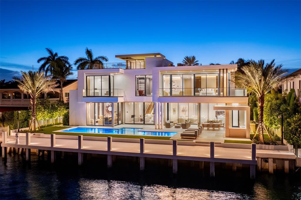 68 Isla Bahia Drive, Harbor Beach, Fort Lauderdale, Florida 33316