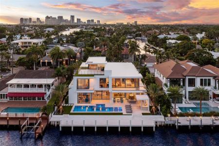 68 Isla Bahia Drive, Harbor Beach, Fort Lauderdale, Florida 33316