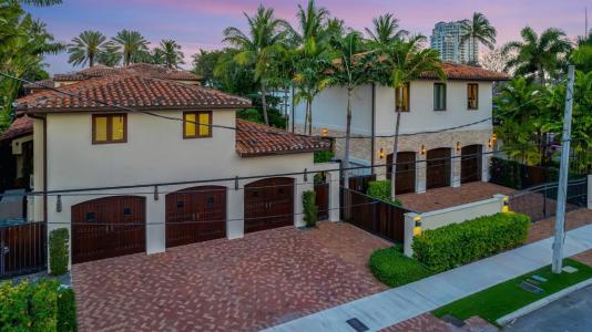 815 IDLEWYLD DR, Fort Lauderdale, Florida 33301