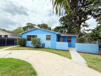 1130 Kasim St, Opa-Locka, FL 33054