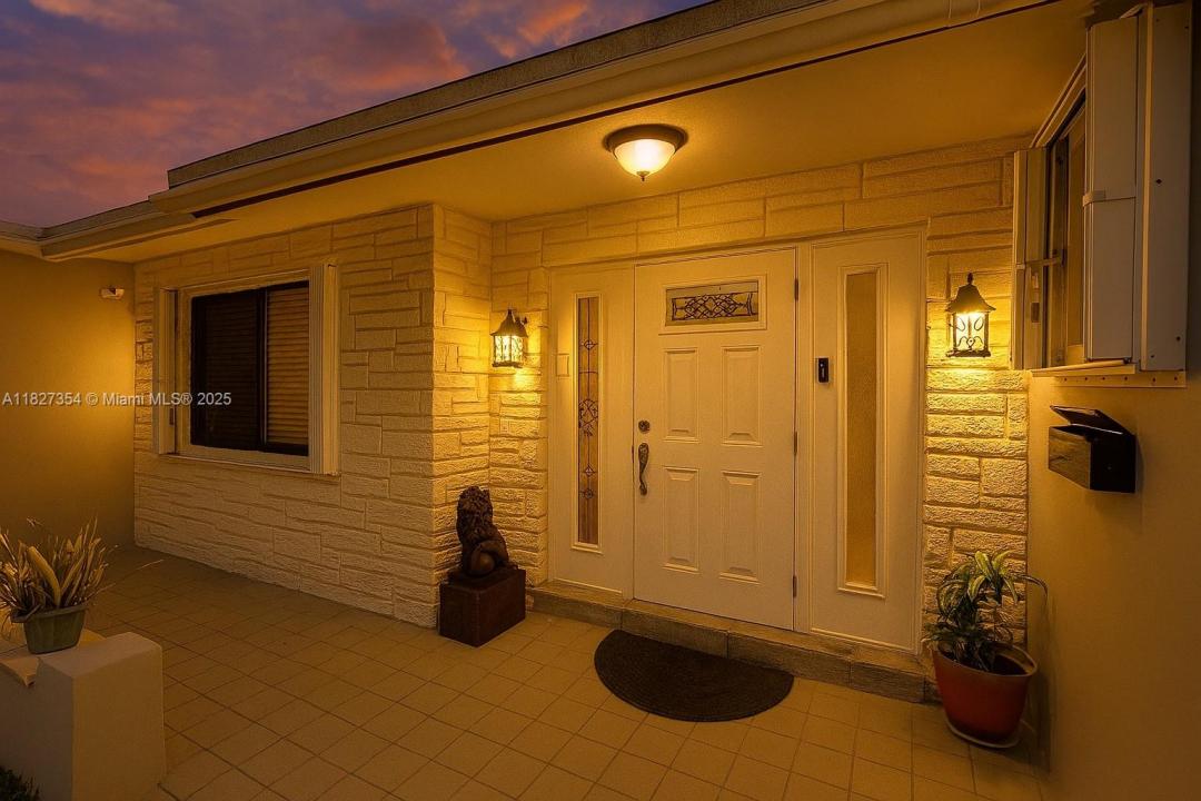 6646 NW 1st Ct, Margate, FL 33063