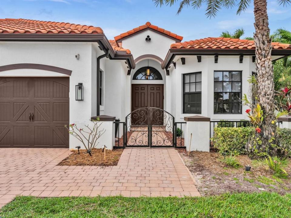 4092 NW 88 Terrace, Estada At Monterra, Cooper City, Florida 33024, HOA KỲ