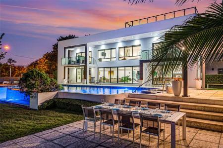 1430 S Ocean Dr, Fort Lauderdale, Florida 33316