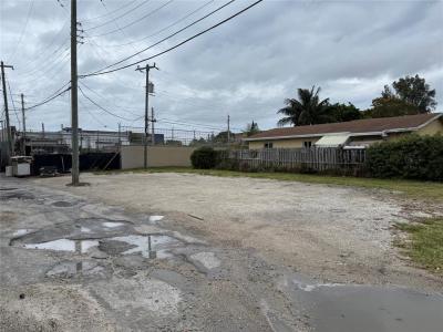 177 Phippen Waiters Rd, Dania Beach, Florida 33004