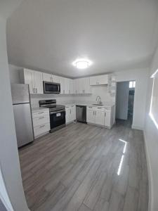 24 SW 13th St 1-5, Dania Beach, Florida 33004