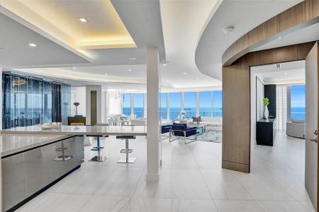 701 N Fort Lauderdale Beach Blvd PH 1801, Paramount Residences, Fort Lauderdale, フロリダ 33304, アメリカ合衆国