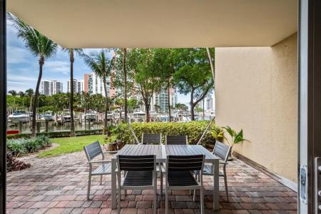 3340 NE 190th St 108, Aventura Marina One, Aventura, Florida 33180, Stati Uniti