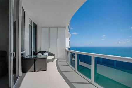 16001 Collins Ave 3107, Sunny Isles Beach, Florida 33160, Stati Uniti