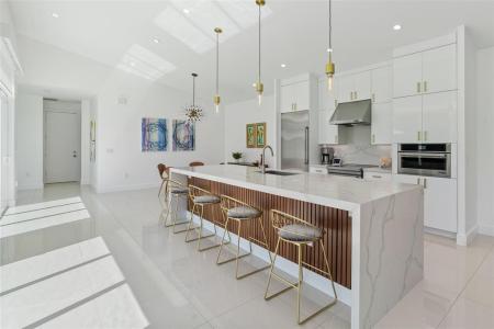 619 NE 21st Ct, Wilton Manors, פלורידה 33305, ארצות הברית של אמריקה 