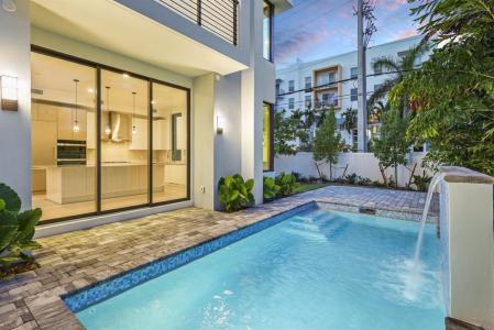 204 Osceola Park Lane, Centennial Square, Delray Beach, Florida 33483