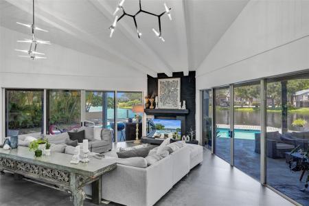 349 Jacaranda Dr, Plantation, Floride 33324, États-Unis