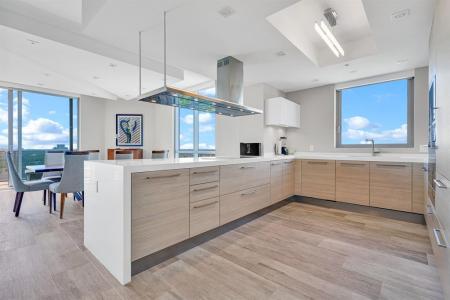 17111 Biscayne Blvd 1702, Marina Palms, North Miami Beach, Floryda 33160, USA