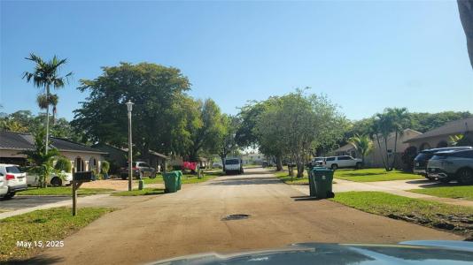 8755 SW 53rd St, Cooper City, 佛羅里達州 33328, 美國