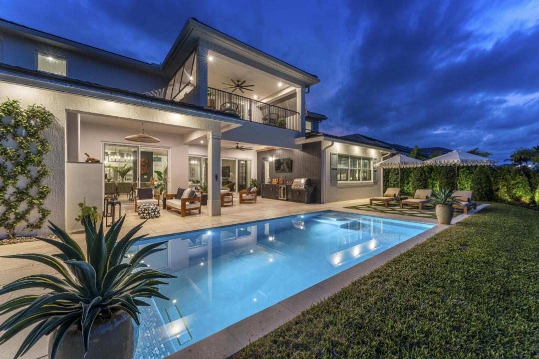 2465 NE Evinrude Circle, Jensen Beach, Florida 34957, Estados Unidos