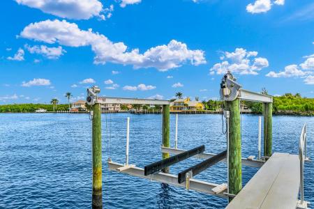 655 Castilla Lane, Lee Manor Isles, Boynton Beach, Florida 33435