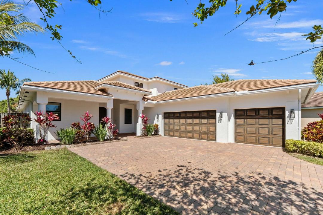 2182 NW Dalea Way, The Pines, Jensen Beach, Florida 34957, Estados Unidos