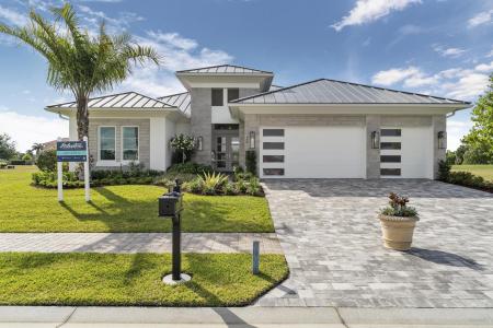 106 SE Via San Marino, Port Saint Lucie, Florida 34984