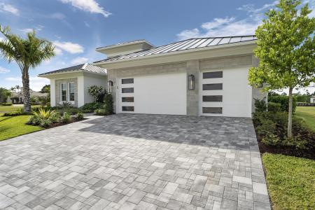 106 SE Via San Marino, Port Saint Lucie, Florida 34984