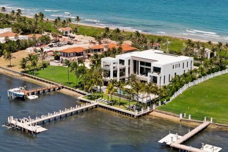 1940 S Ocean Boulevard, Manalapan, Florida 33462