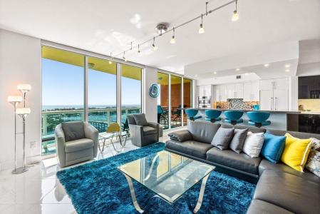 2640 Lake Shore Drive 2307, Marina Grande, Riviera Beach, Florida 33404