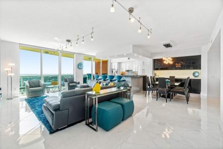 2640 Lake Shore Drive 2307, Marina Grande, Riviera Beach, Florida 33404