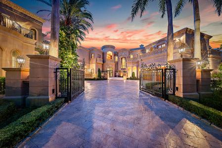 209 Commodore Drive, Jupiter, Florida 33477
