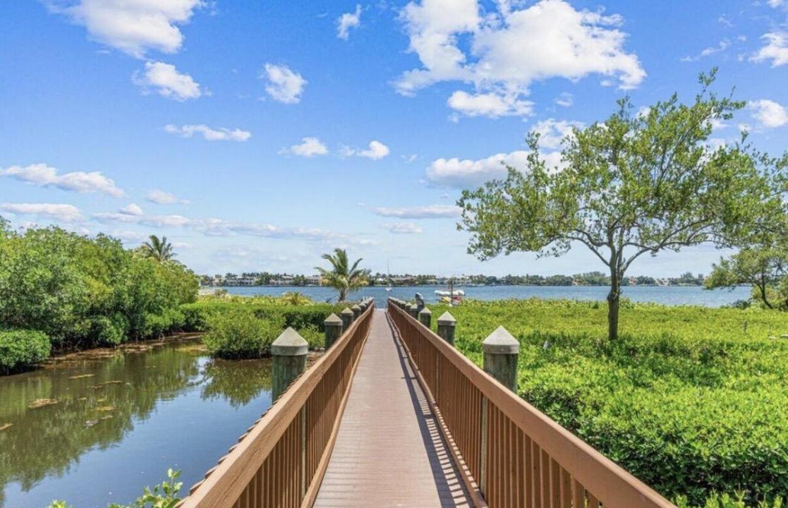 320 Via Villagio, VILLAGIO DEL MAR, Hypoluxo, Flórida 33462, Estados Unidos