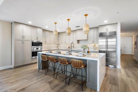 184 Lake Drive 2204, Palm Beach Shores, Florida 33404, HOA KỲ