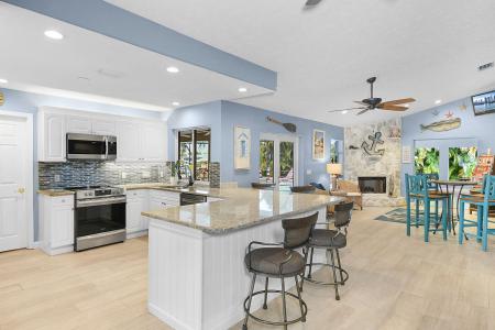 702 SE Adams Court, Port Saint Lucie, Florida 34984, HOA KỲ