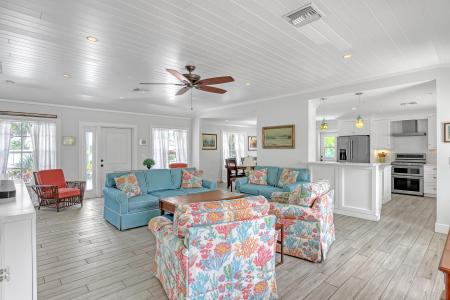 219 Claremont Lane, Palm Beach Shores, Флорида 33404, Соединенные Штаты