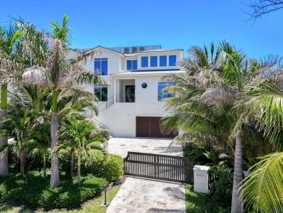 5001 Old Ocean Boulevard, Marcil Estate - The Yacht House, Ocean Ridge, Флорида 33435, Соединенные Штаты