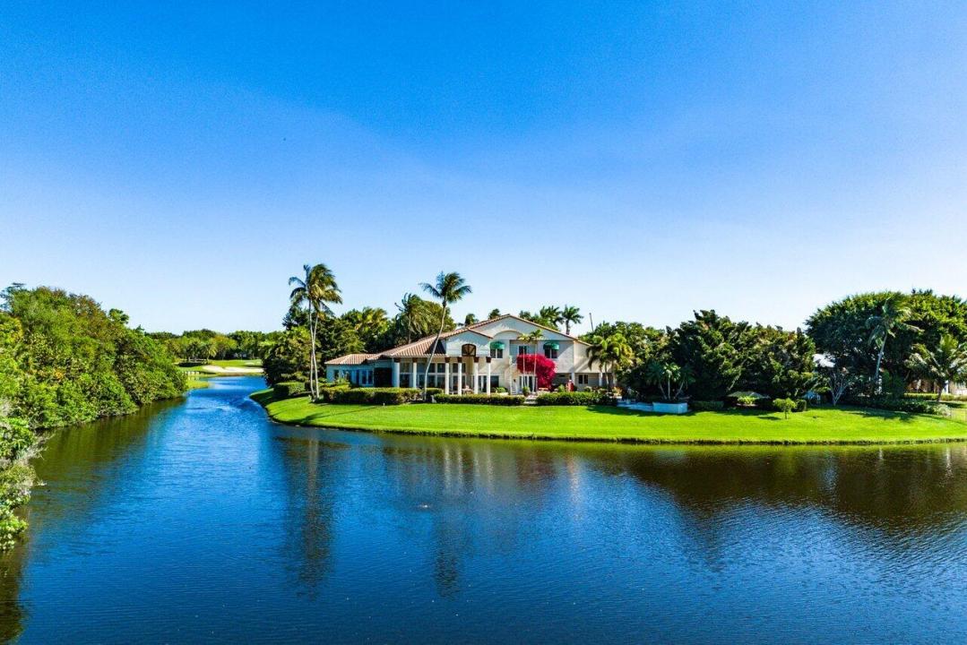 3181 Miro Drive N, FRENCHMANS CREEK, Palm Beach Gardens, Florida 33410