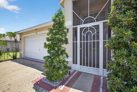 1768 Sawgrass Circle, Greenacres, Florida 33413, Stati Uniti