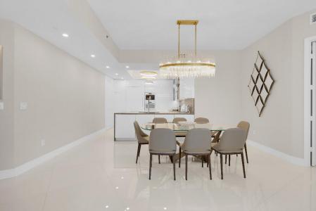 15811 Collins Avenue 2207, Sunny Isles Beach, Florida 33160