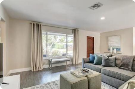 4410 NE 15th Terrace, Oakland Park, Floryda 33334, USA